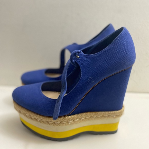 Prada wedges - Picture 2 of 7